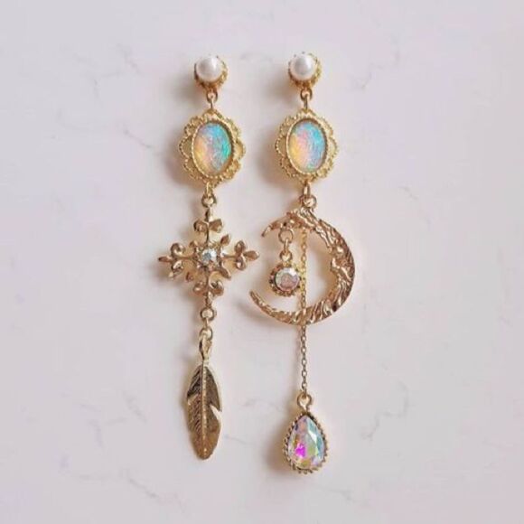 Boho moon earrings A1057 - Picture 1 of 4